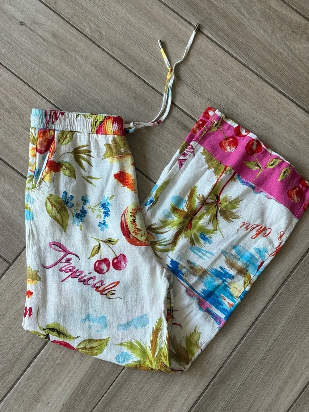 Tropical Print Drawstring Lounge Pants - White with Pink & Green Accents- M